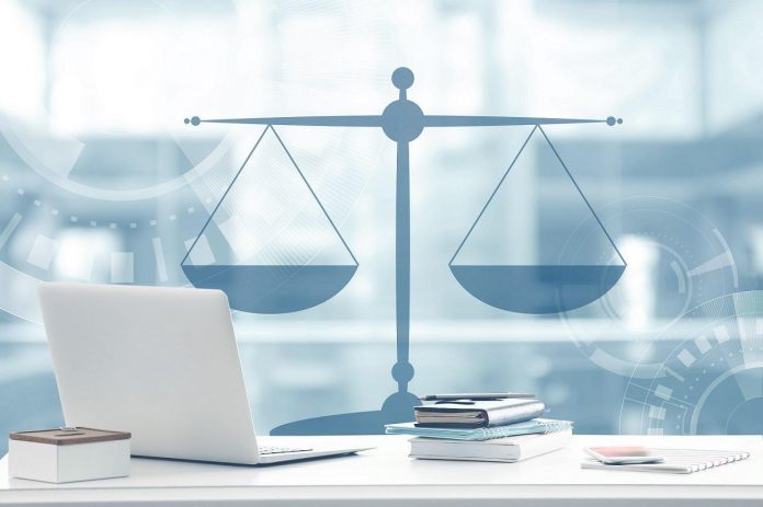 The Role of IT Lawyers in Facilitating Cloud Service Agreements