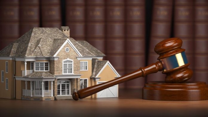How Real Estate Law Addresses Legal Challenges in Gated Communities