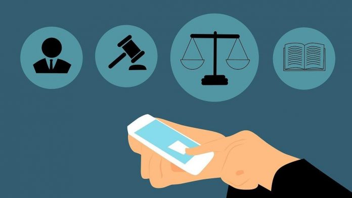 How IT Law Addresses Issues in Cross-Border E-Commerce