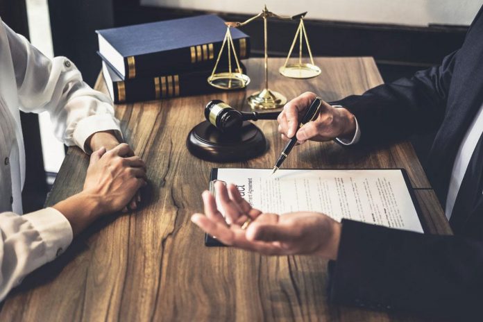 How Legal Advice Ensures Seamless Bank Transactions